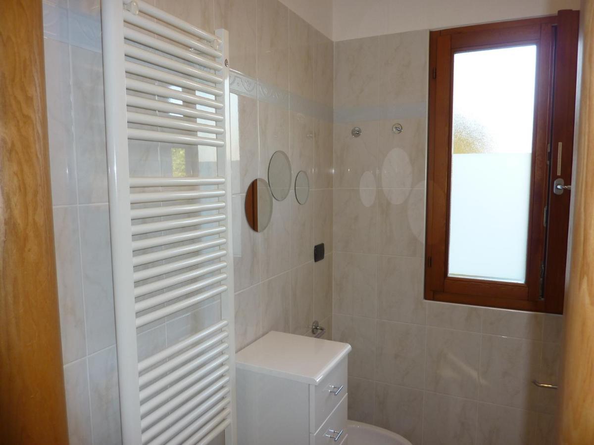 Ferienwohnung Gallo Mit Ueberdachter Terrasse Parkplatz 100 Mtr Z Strand Cannobio Exterior photo